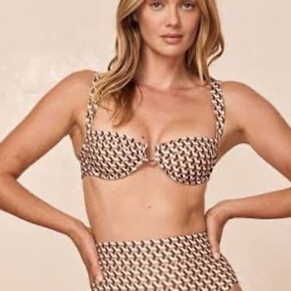 Monday Swimwear Cala Roja Top Husk Geo Petite Small New With Tags